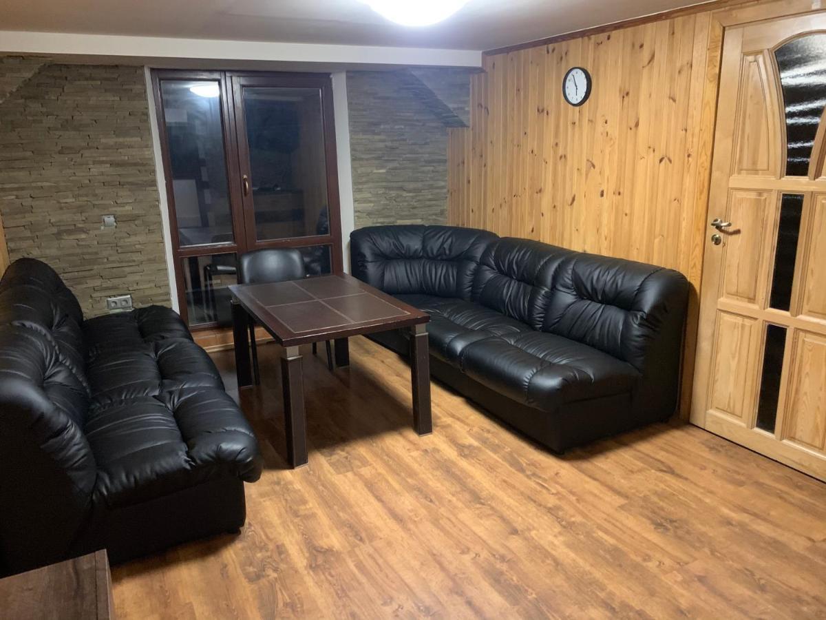 Tranzyt Motel Yablunytsya Exterior foto