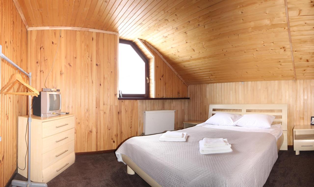 Tranzyt Motel Yablunytsya Habitación foto