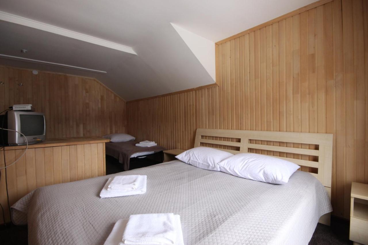 Tranzyt Motel Yablunytsya Habitación foto
